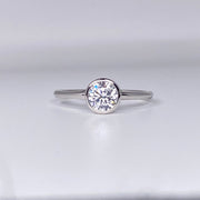 Bezel Round Cut Ring