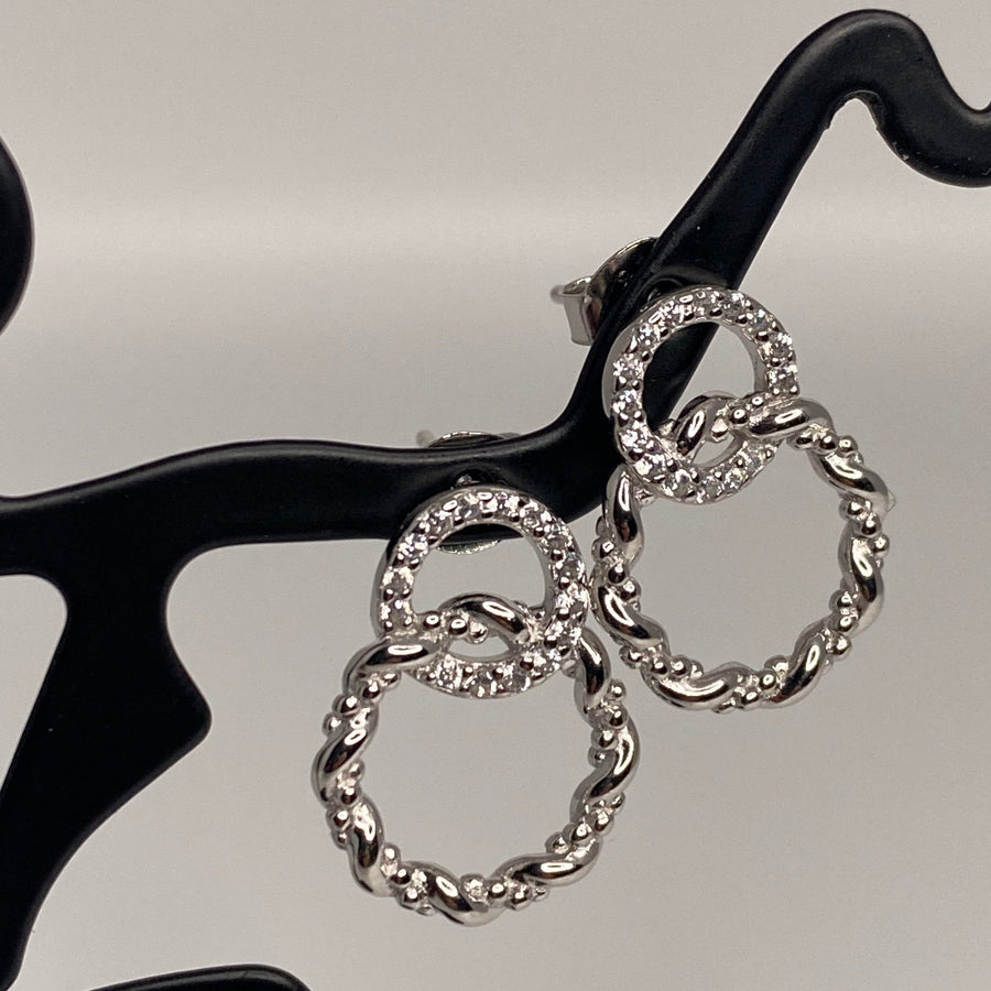 Interlock Circle Earrings