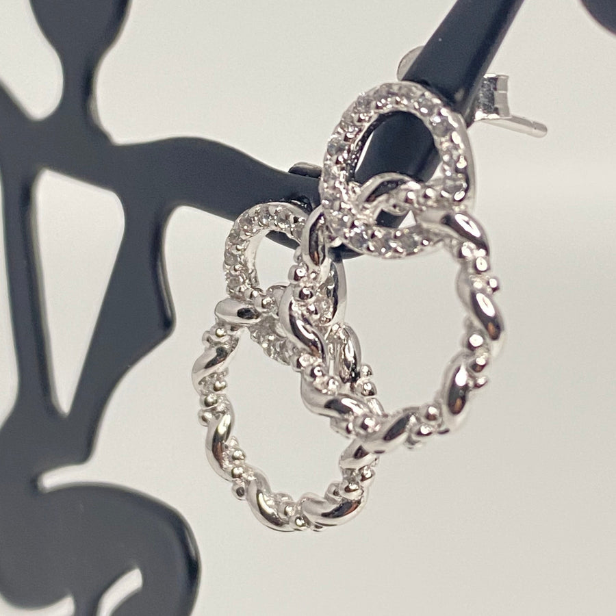 Interlock Circle Earrings