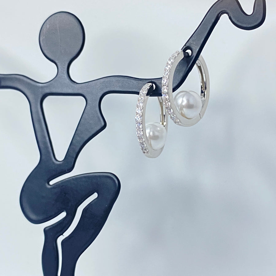 Pearl Hoop