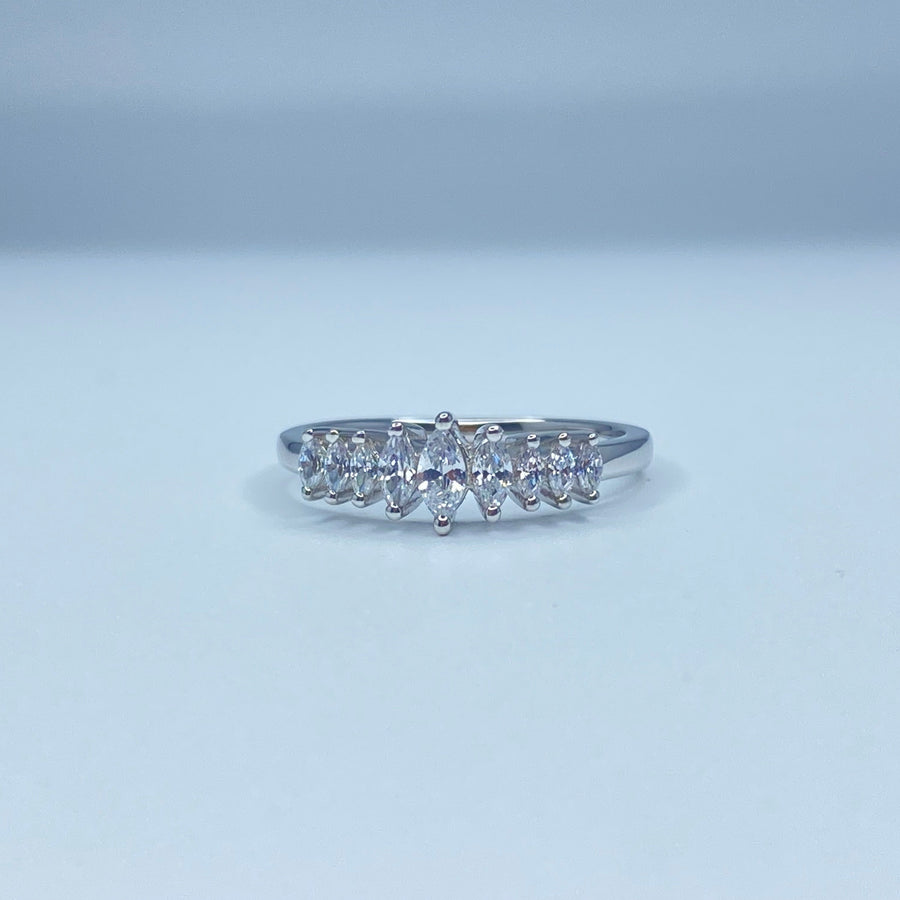 Marquise Cut Band