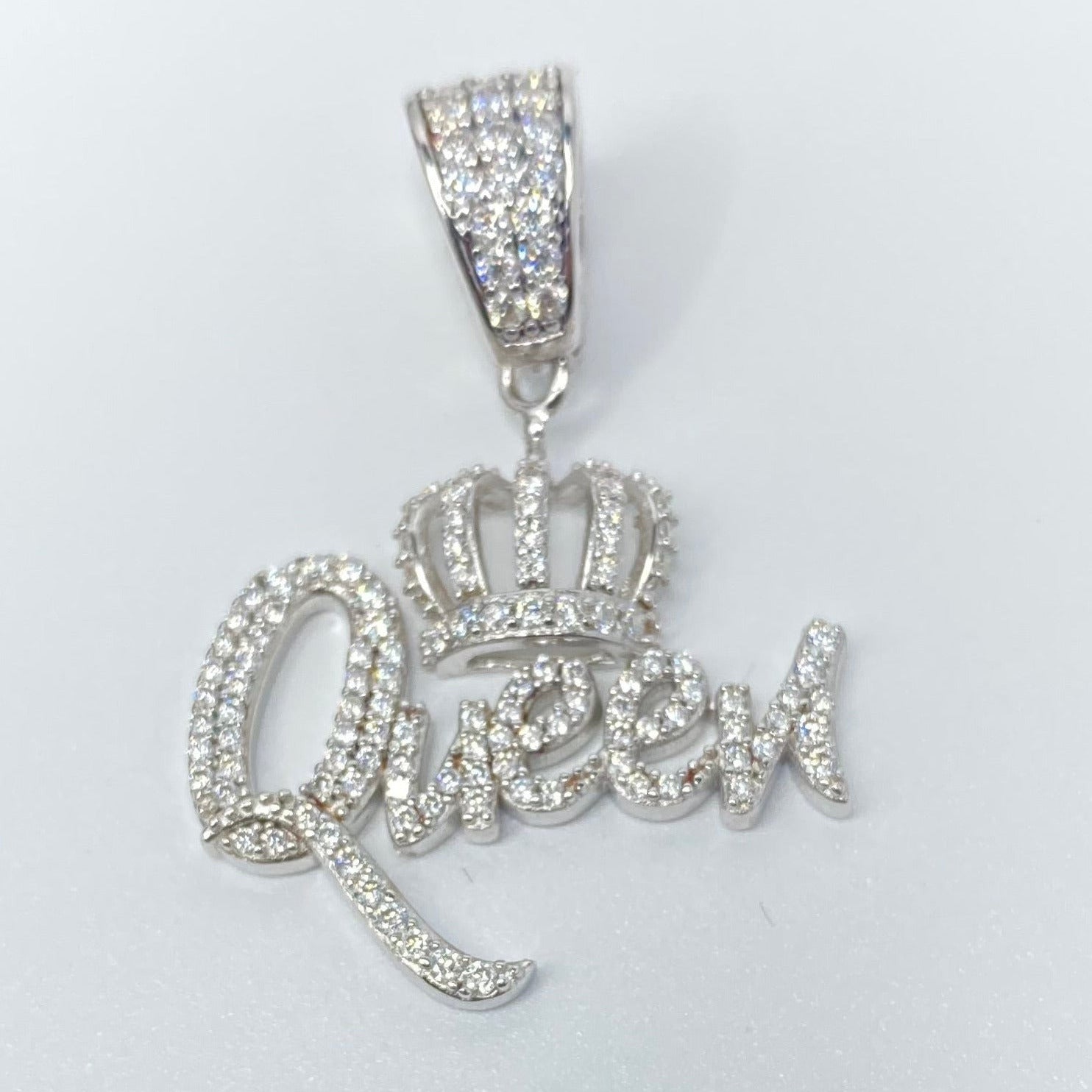 Queen Pendant