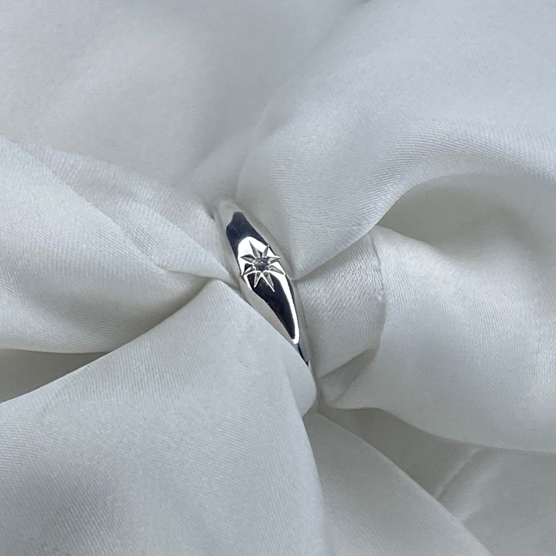 Estrella Ring